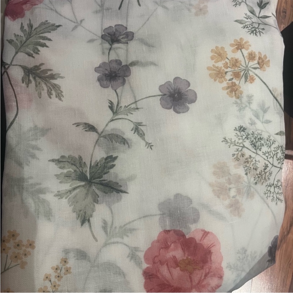 Martha Stewart Garden Print Sheer Curtains - White and Pink - Picture 4 of 4